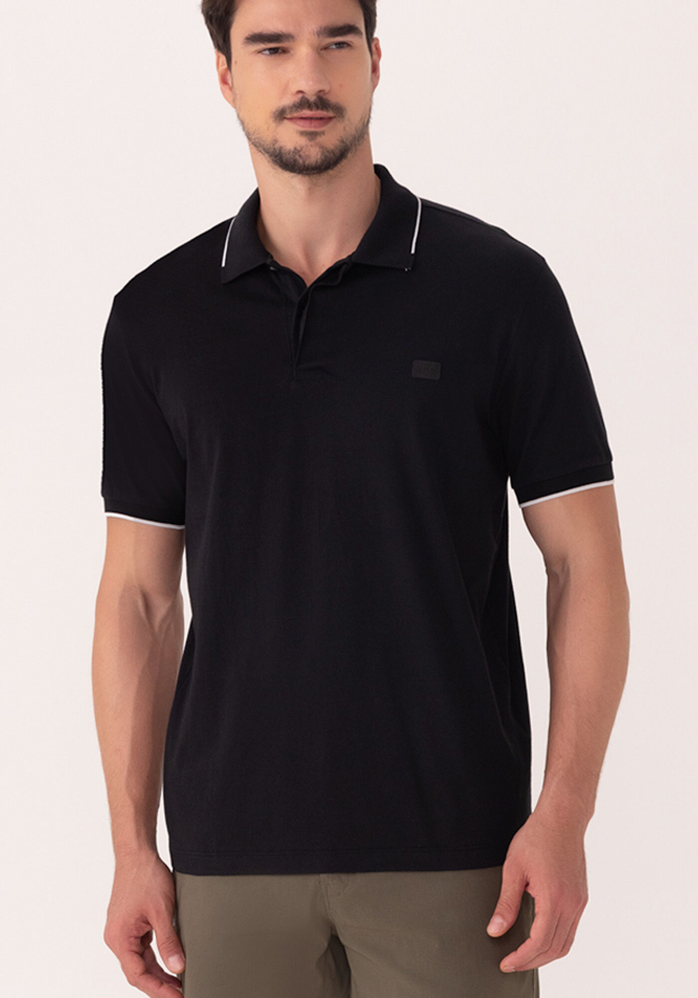 Camisa Polo Com Mangas Curtas Em Meia Malha Peletizada, PRETO, large.