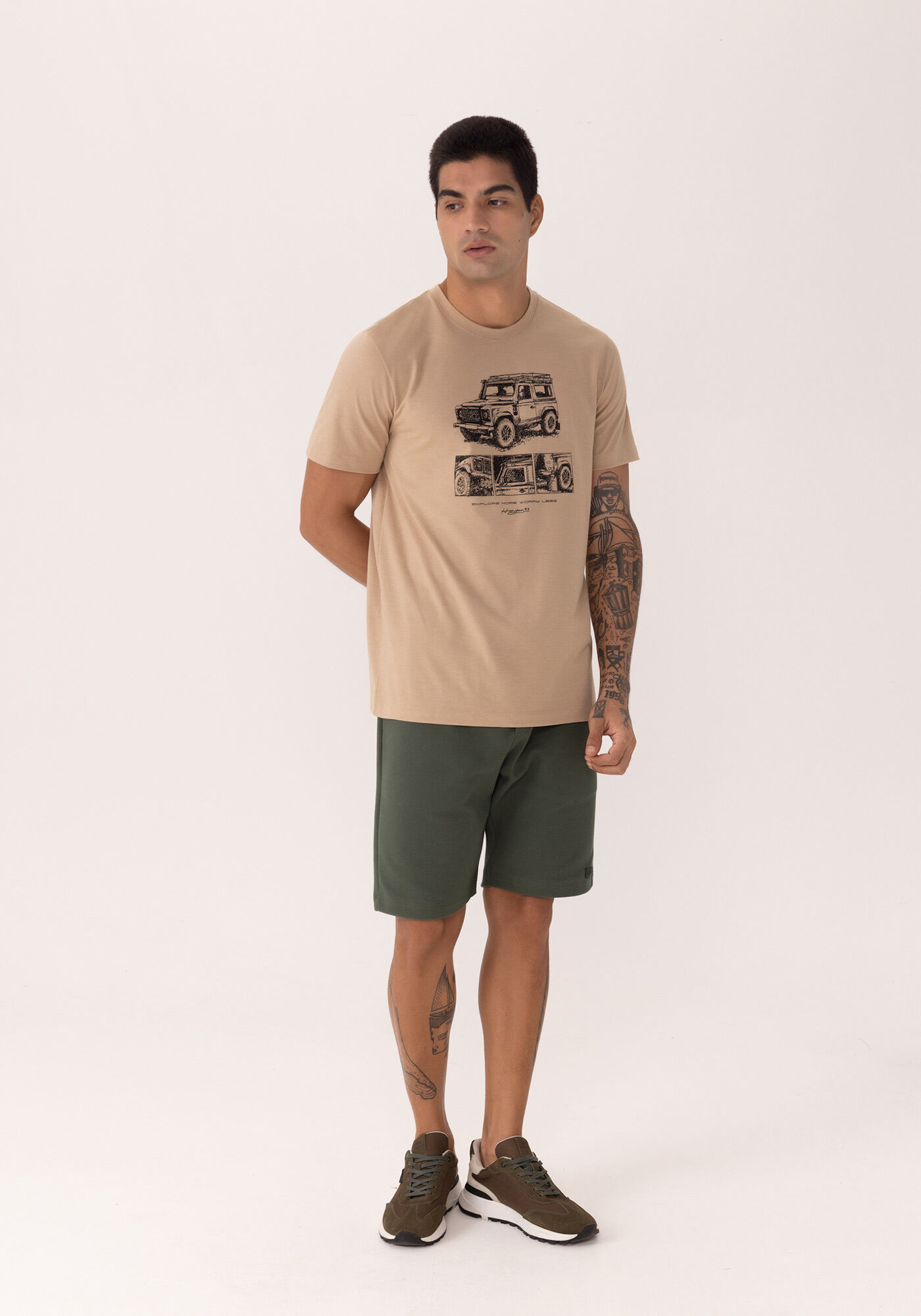 Camiseta Com Estampa Localizada Em Algod&atilde;o Respons&aacute;vel, BEGE MACCHIATO, large.