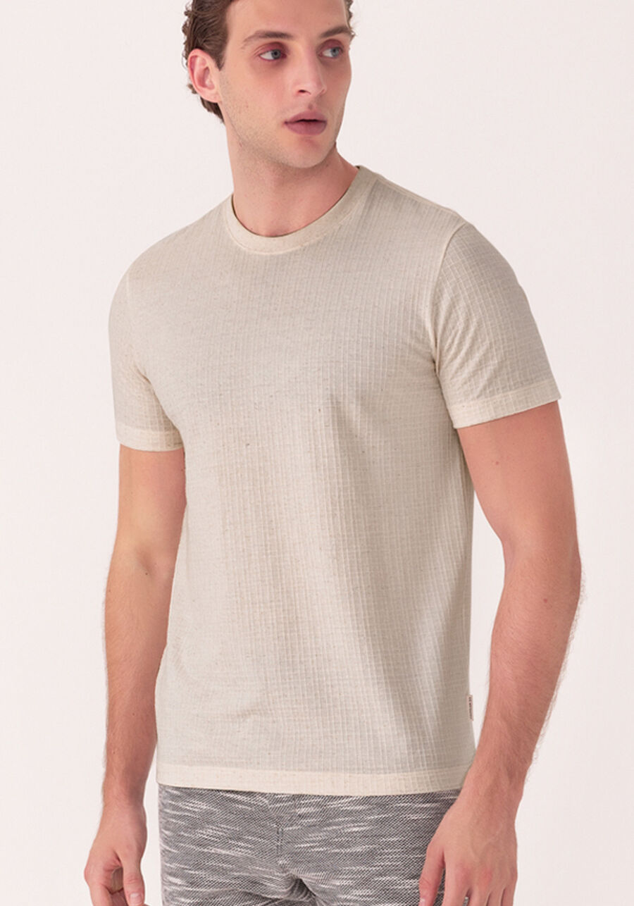 Camiseta De Mangas Curtas Em Malha Texturizada Com Linho, BRANCO OFF WHITE. Camiseta De Mangas Curtas Em Malha Texturizada Com Linho, BRANCO OFF WHITE, large.