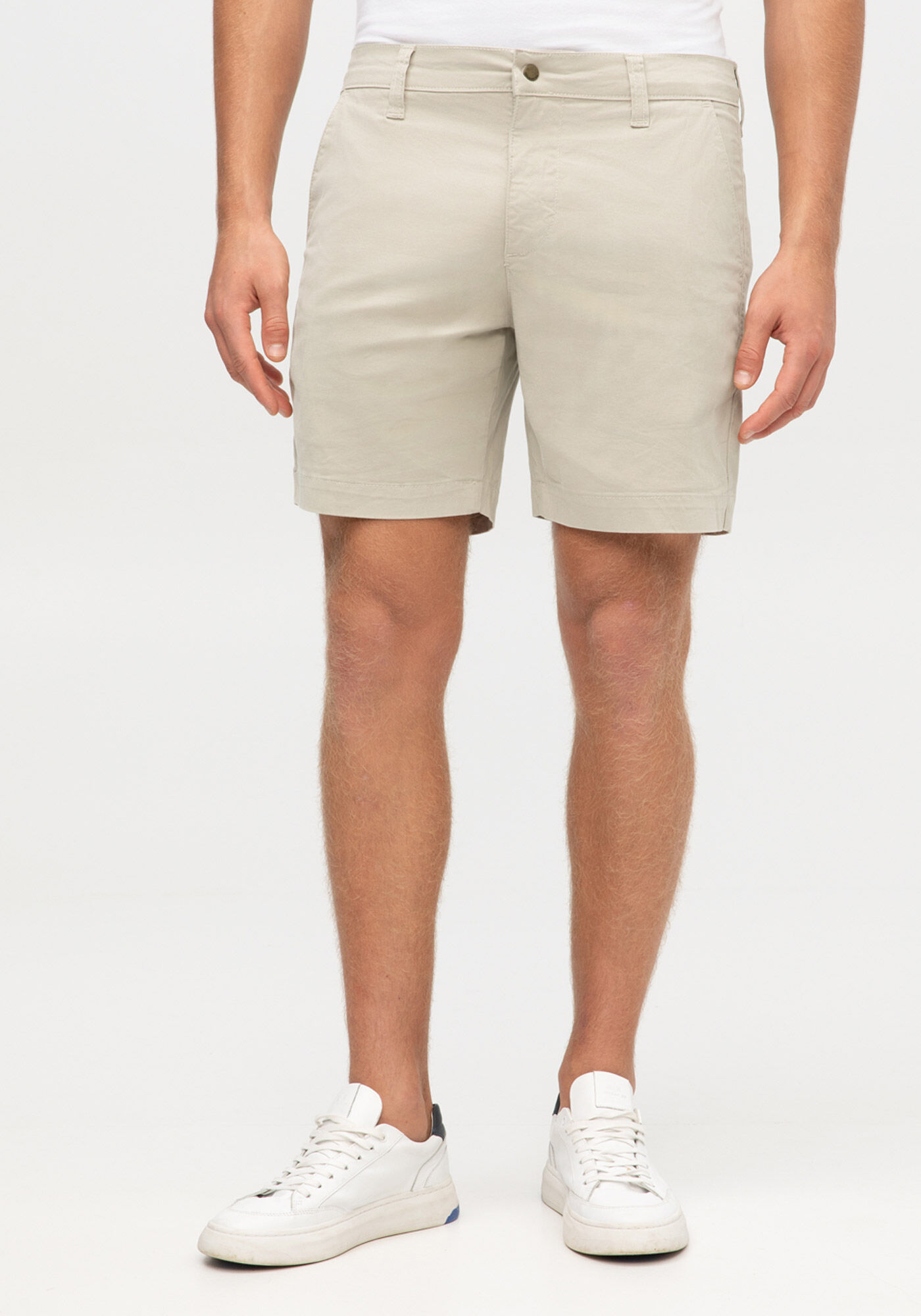 Shorts Sarja Masculino Reto com Bolsos, BEGE GELO, large.