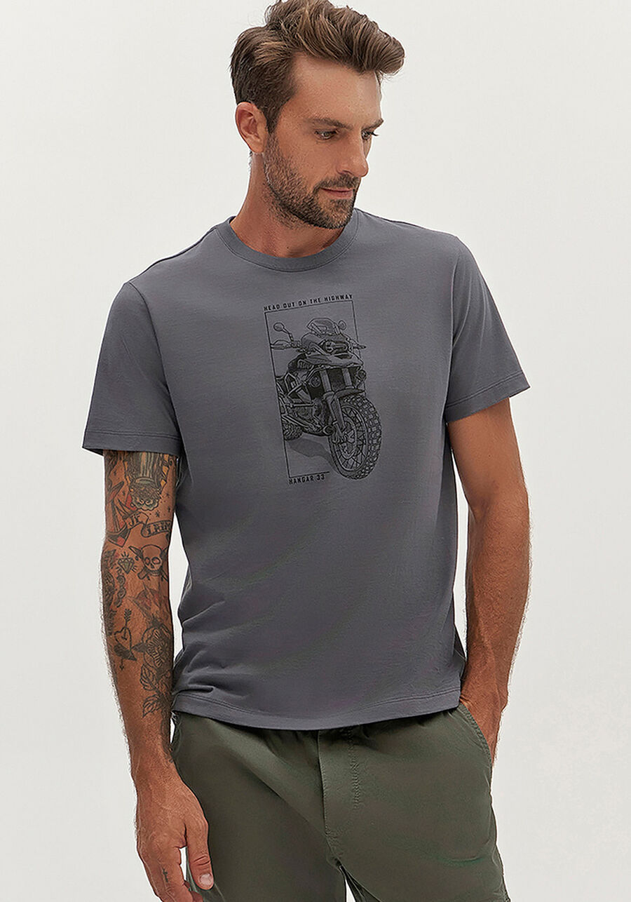 Camiseta Masculina em Malha Leve Estampada, CINZA NIGHTCALL. Camiseta Masculina em Malha Leve Estampada, CINZA NIGHTCALL, large.