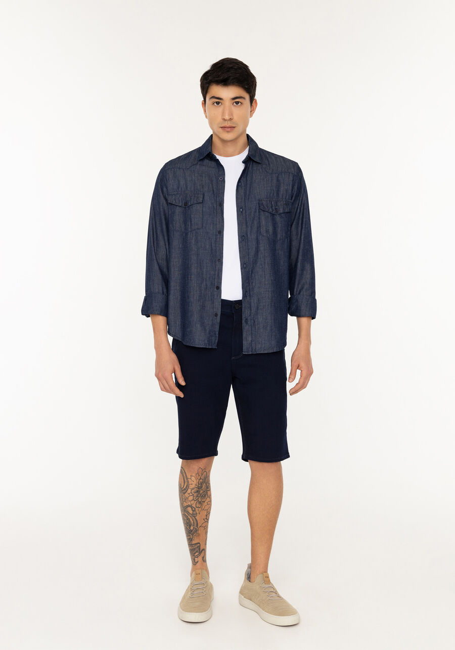 Bermuda Reta Radial Em Jeans Amaciado, JEANS ESCURO. Bermuda Reta Radial Em Jeans Amaciado, JEANS ESCURO, large.