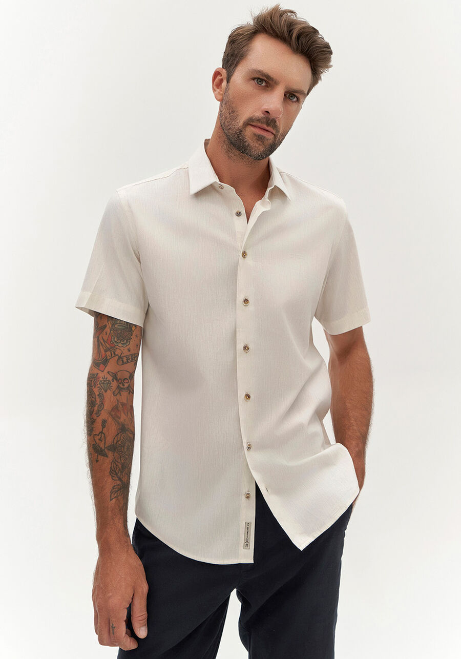 Camisa Manga Curta Masculina em Tecido Linho, BRANCO OFF WHITE. Camisa Manga Curta Masculina em Tecido Linho, BRANCO OFF WHITE, large.