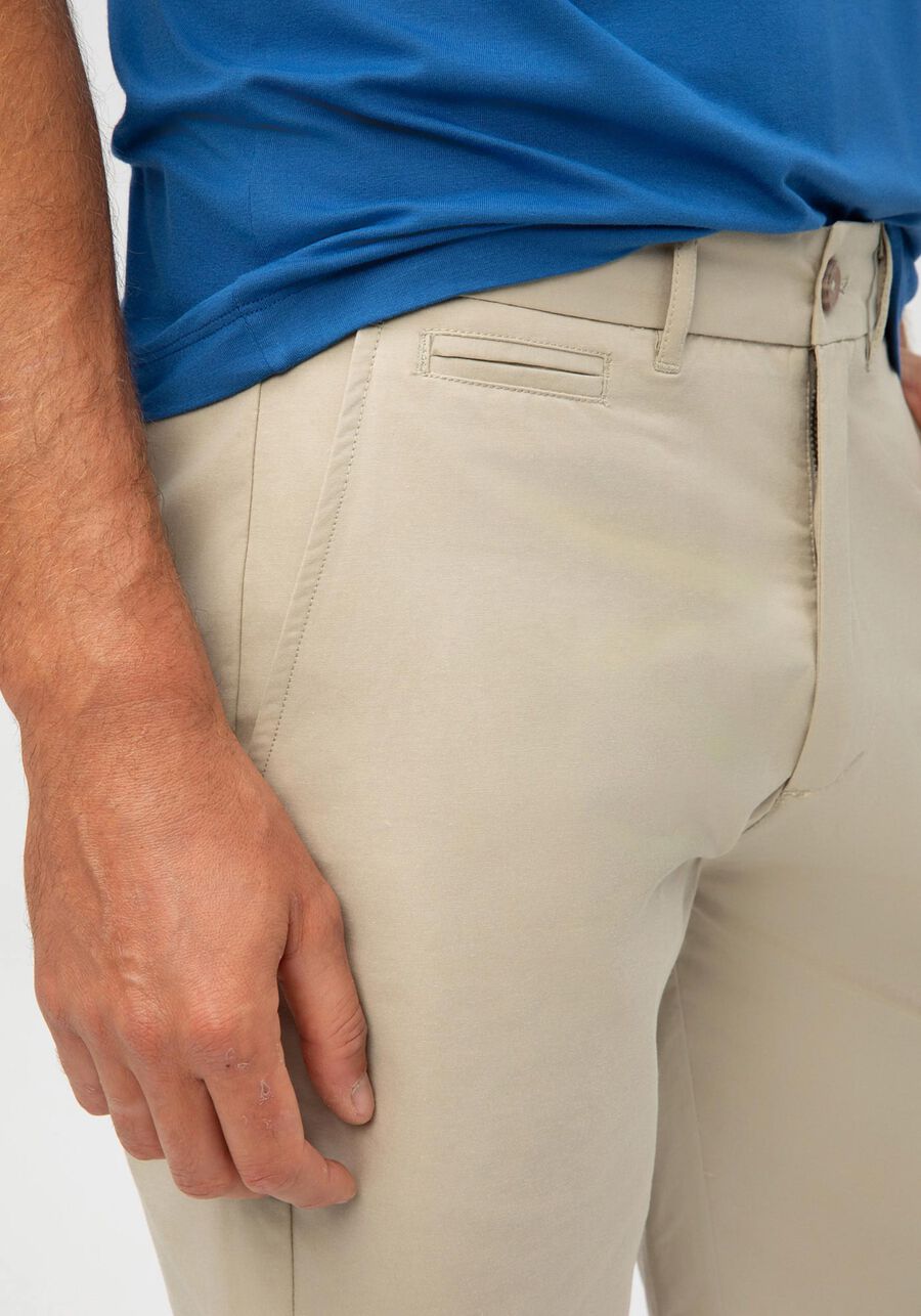 Bermuda Com Bolsos Em Tecido Plano, BEGE SYSTEM. Bermuda Com Bolsos Em Tecido Plano, BEGE SYSTEM, large.