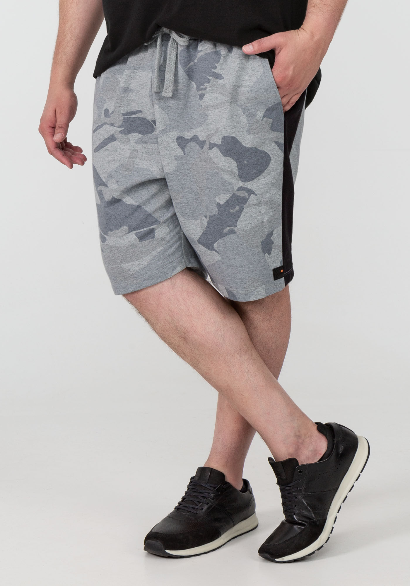 Bermuda Masculina Camuflada Big Tall Hangar 33