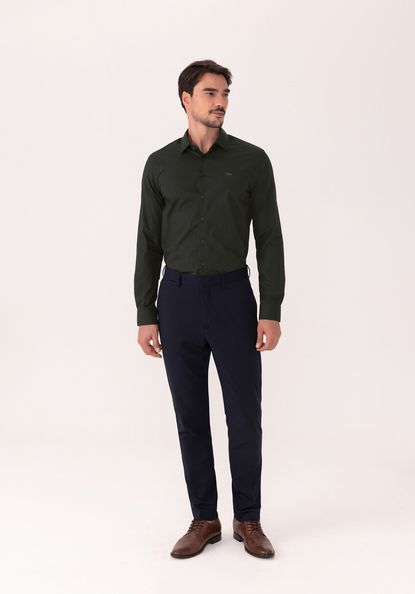 Camisa De Mangas Longas Slim Fit Em Tecido Mercerizado, PRETO, large.