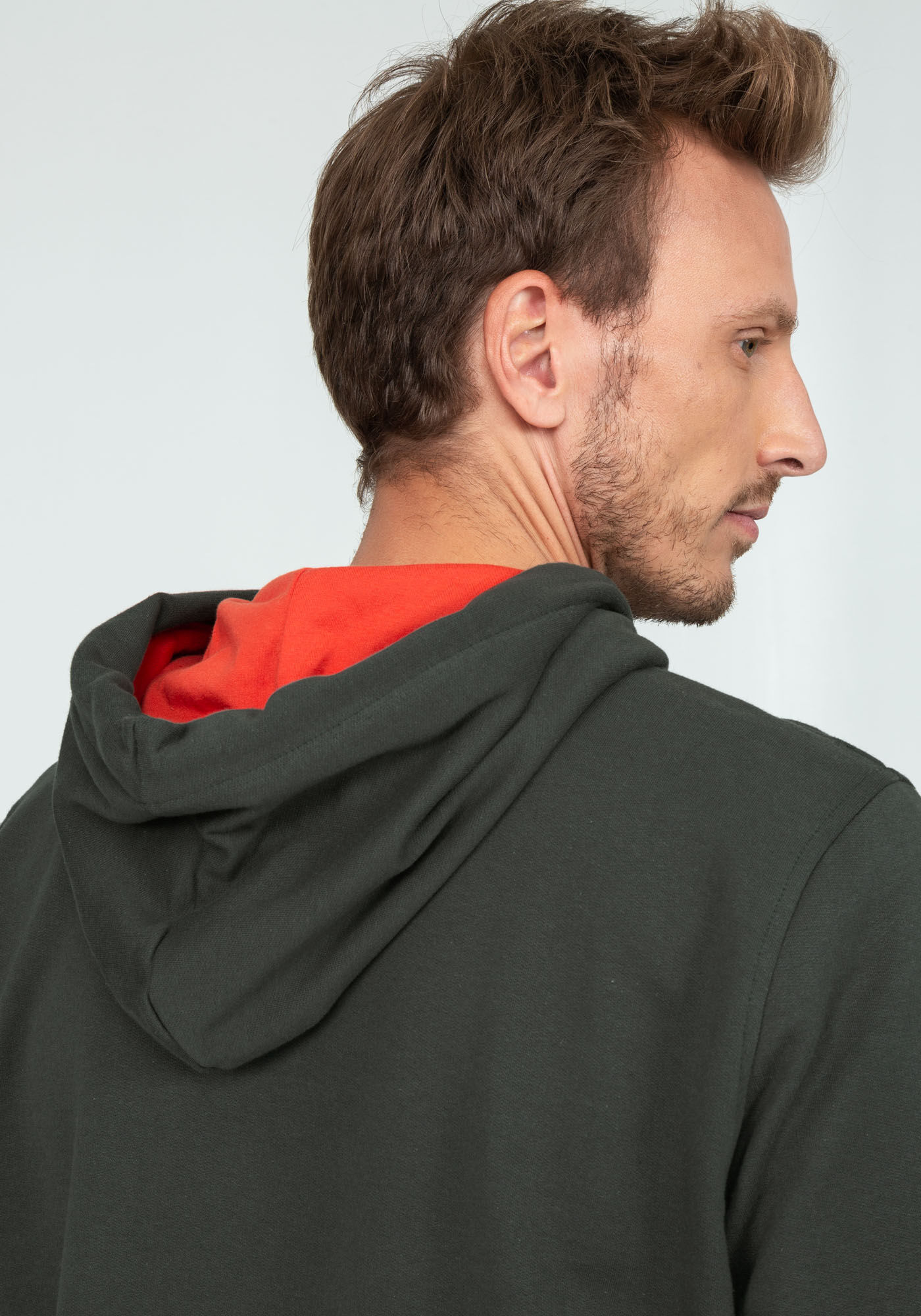 Blus&atilde;o em Moletom com Capuz Forrado, VERDE FURIA, large.