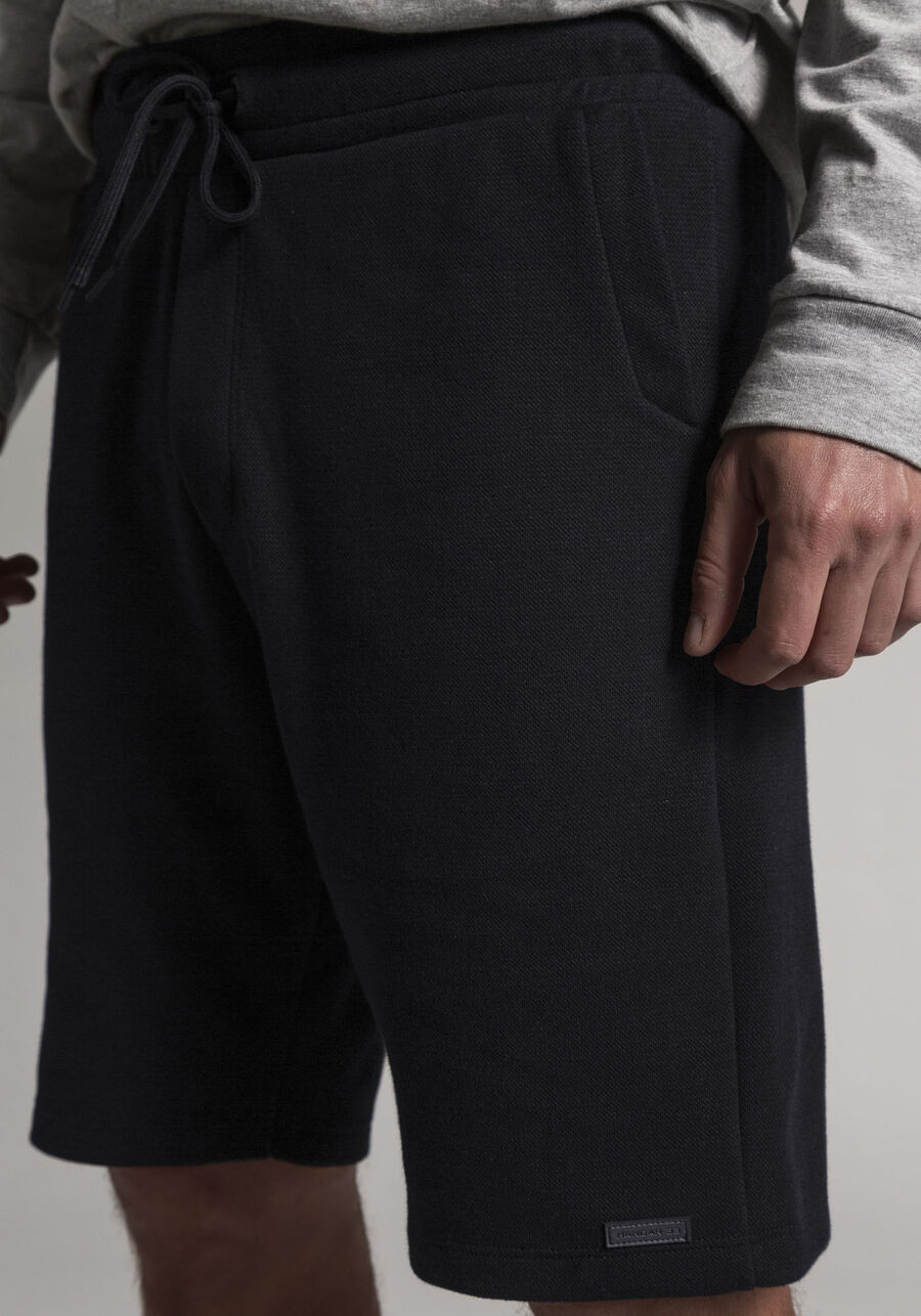 Bermuda Masculina em Moletom com Cadarço, PRETO REATIVO. Bermuda Masculina em Moletom com Cadarço, PRETO REATIVO, large.