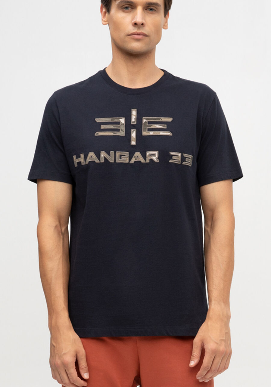 Camiseta Com Estampa Localizada Em Malha Natural Classic, PRETO REATIVO. Camiseta Com Estampa Localizada Em Malha Natural Classic, PRETO REATIVO, large.