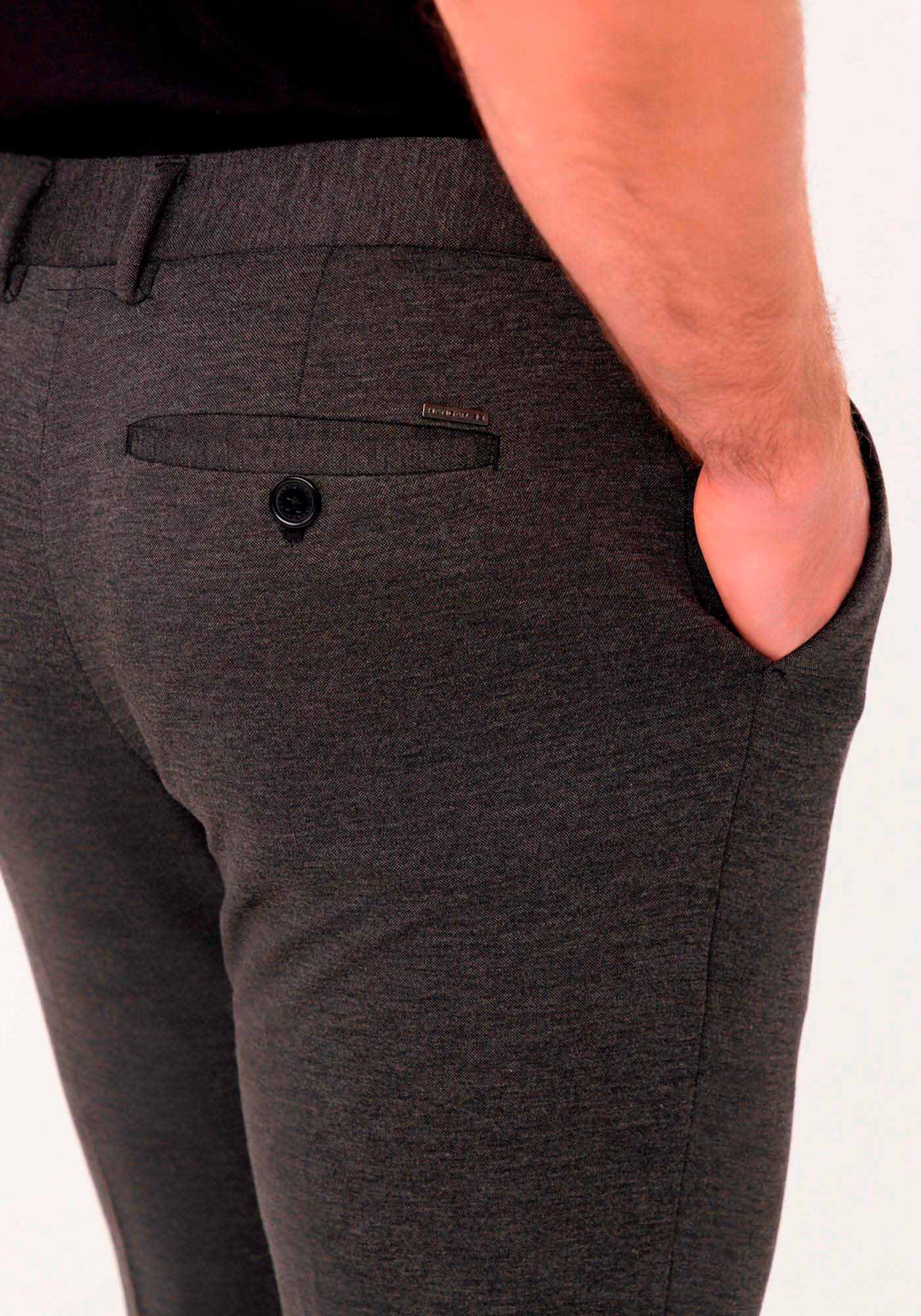 Cal&ccedil;a Com Bolsos E Passantes No C&oacute;s Em Malha Flex, PRETO REATIVO, large.