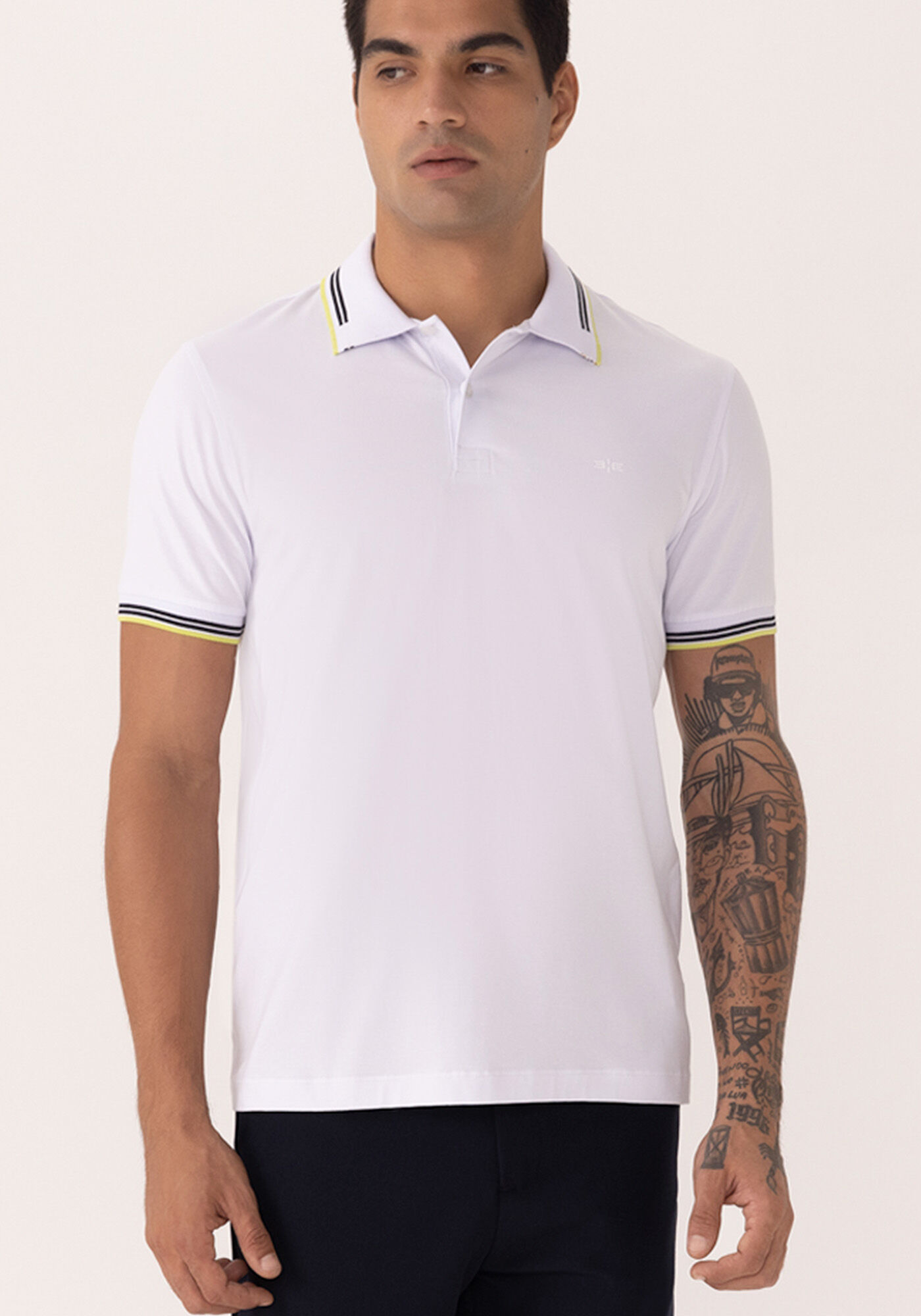 Camisa Polo De Mangas Curtas Em Malha De Algod&atilde;o E Elastano, BRANCO, large.