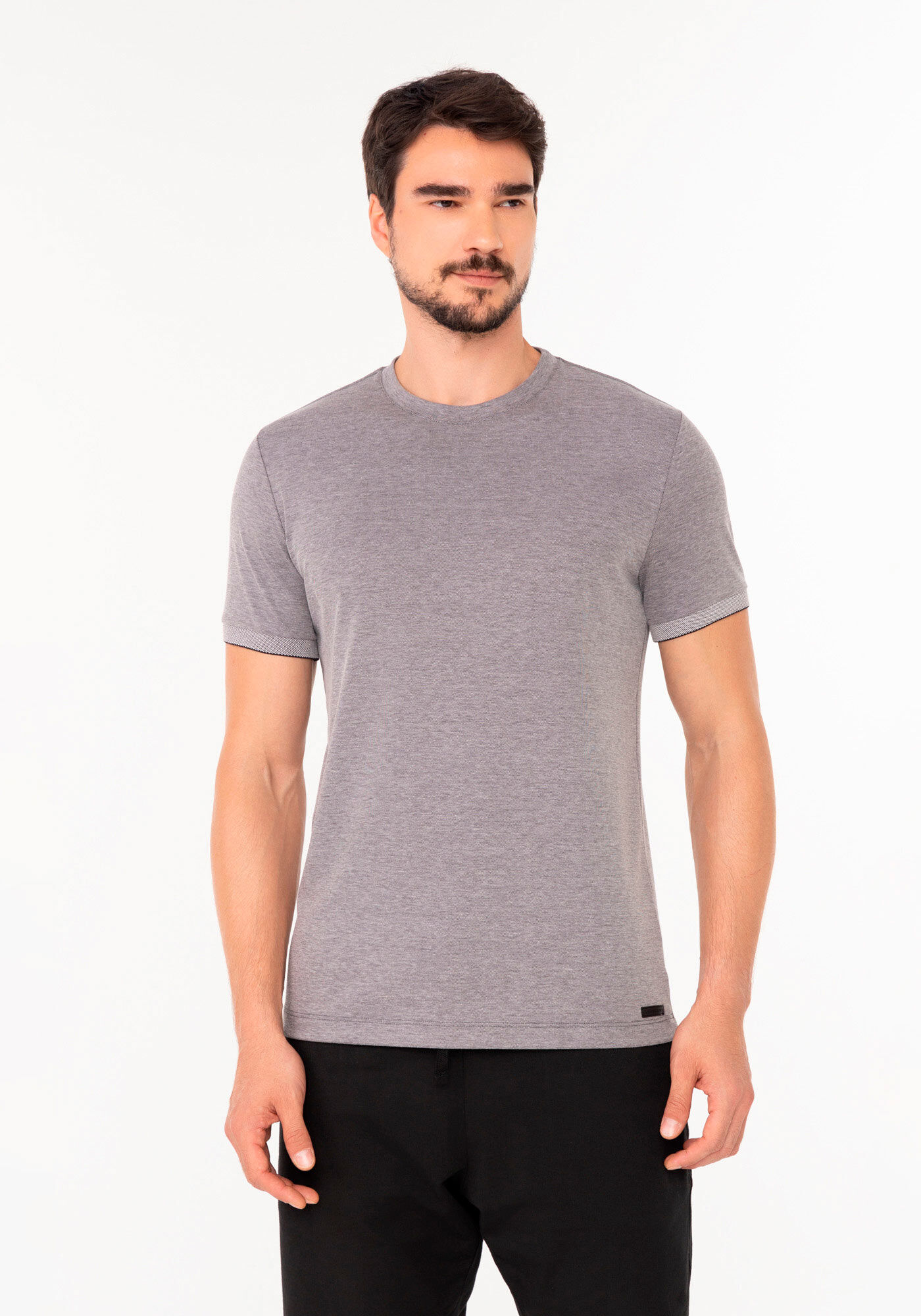 Camiseta B&aacute;sica De Mangas Curtas Em Malha Piquet, PRETO, large.