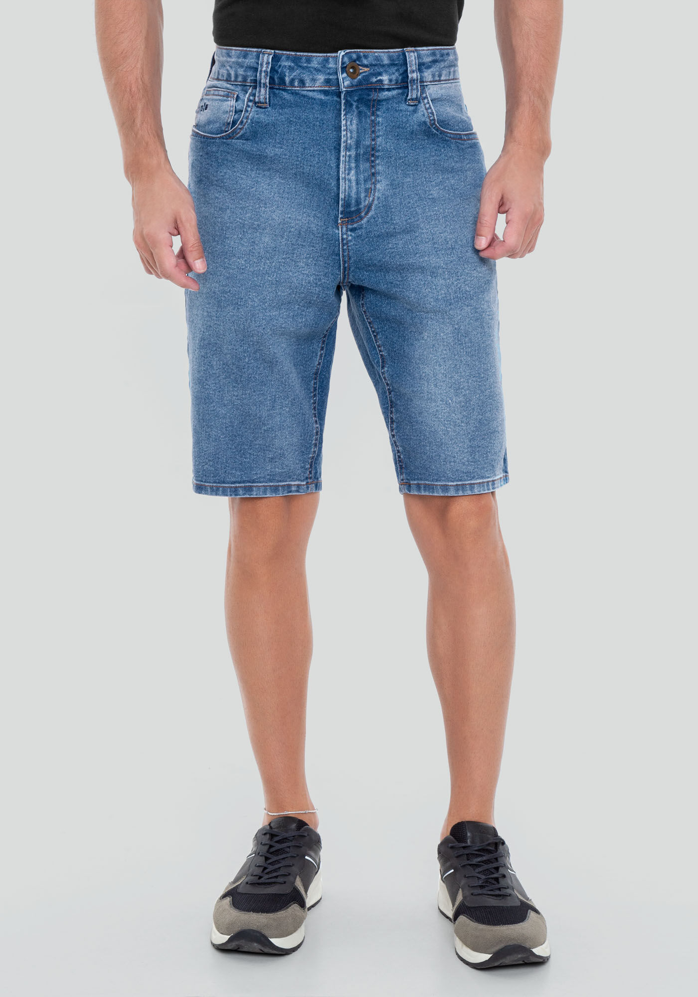 Bermuda Jeans Masculina Reta com Elasticidade, JEANS, large.