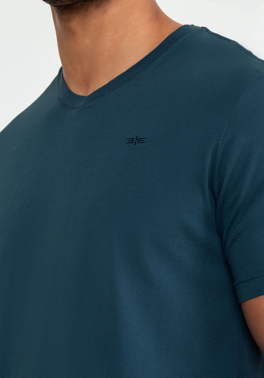 Camiseta Masculina em Malha com Decote V, AZUL, large.