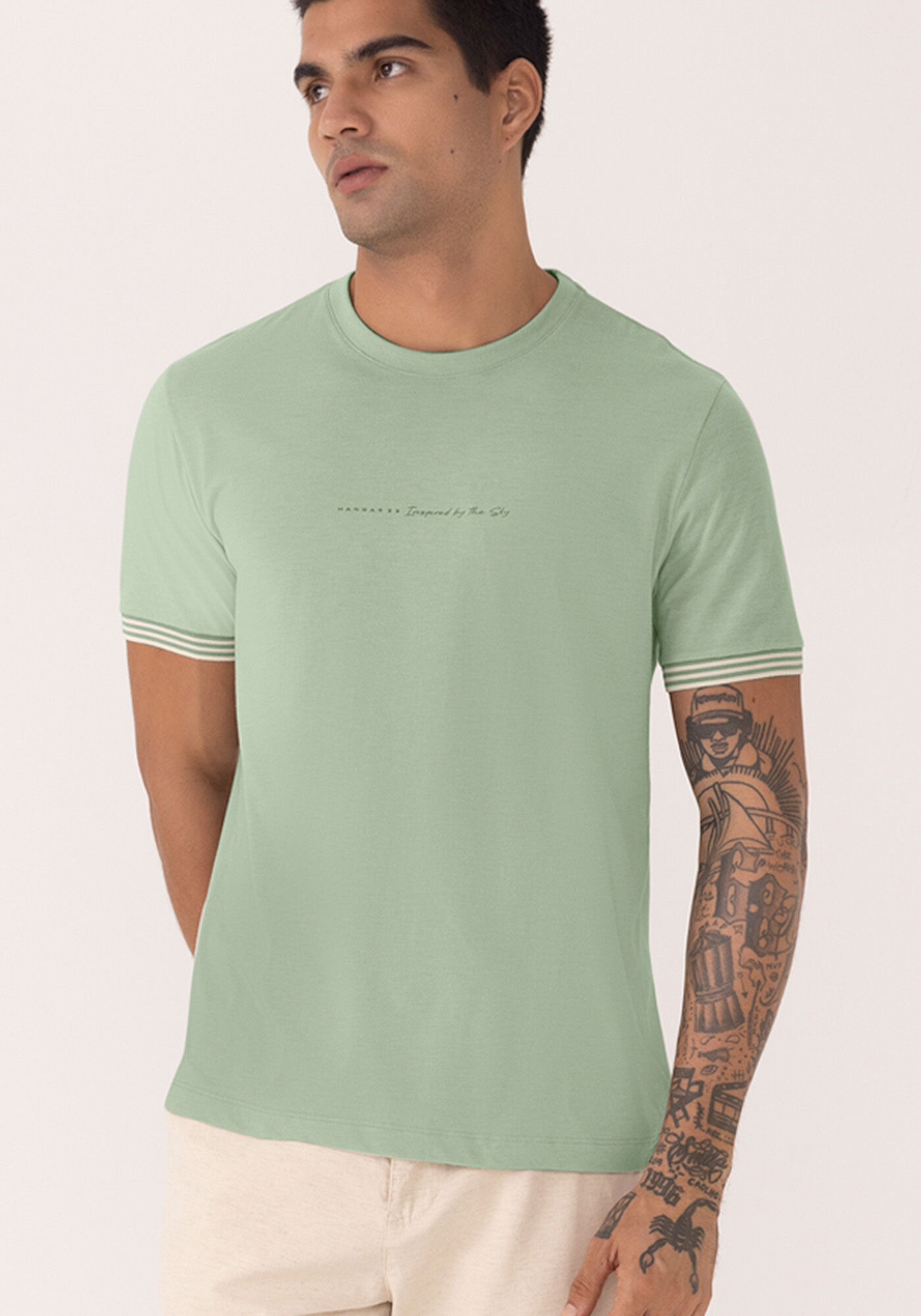 Camiseta De Mangas Curtas Com Retil&iacute;nea Em Malha Mesclada, VERDE CHIARO, large.