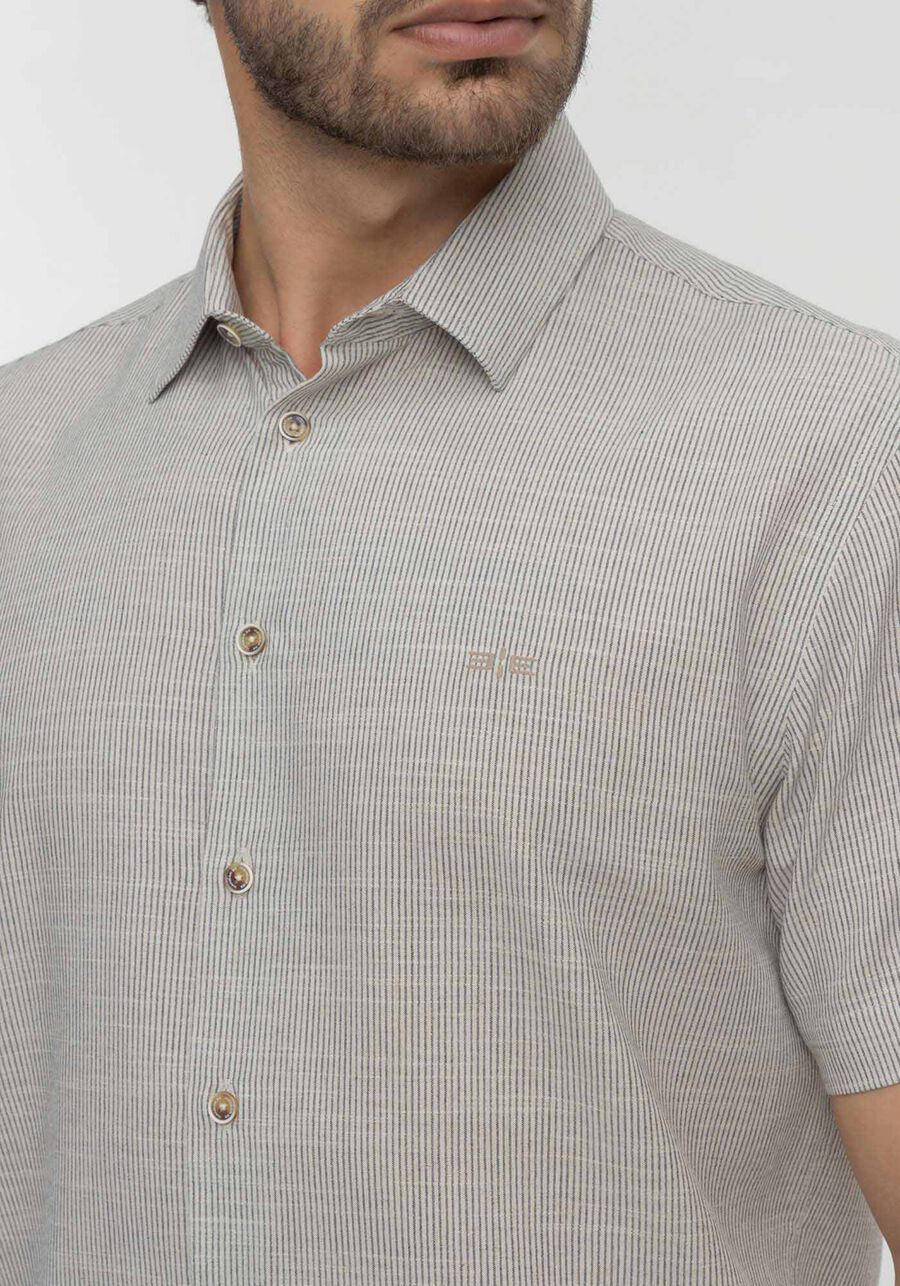 Camisa Masculina De Mangas Curtas Com Botões Slim Fit, BRANCO OFF WHITE. Camisa Masculina De Mangas Curtas Com Botões Slim Fit, BRANCO OFF WHITE, large.