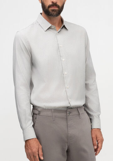 Camisa Masculina Slim Fit em Tecido Maquinetado, PRETO. Camisa Masculina Slim Fit em Tecido Maquinetado, PRETO, large.