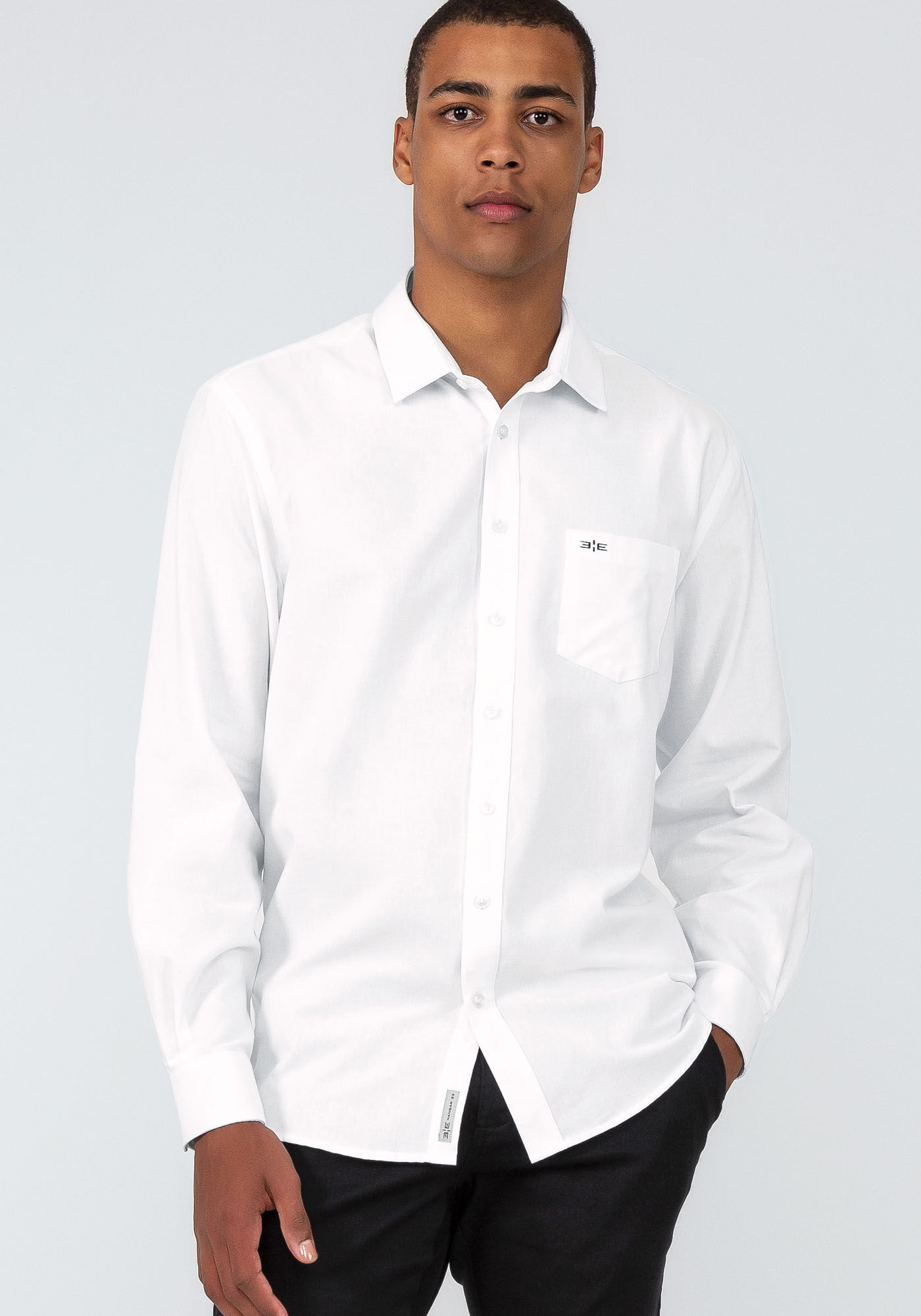 Camisa Masculina Comfort com Bolsos, BRANCO, large.
