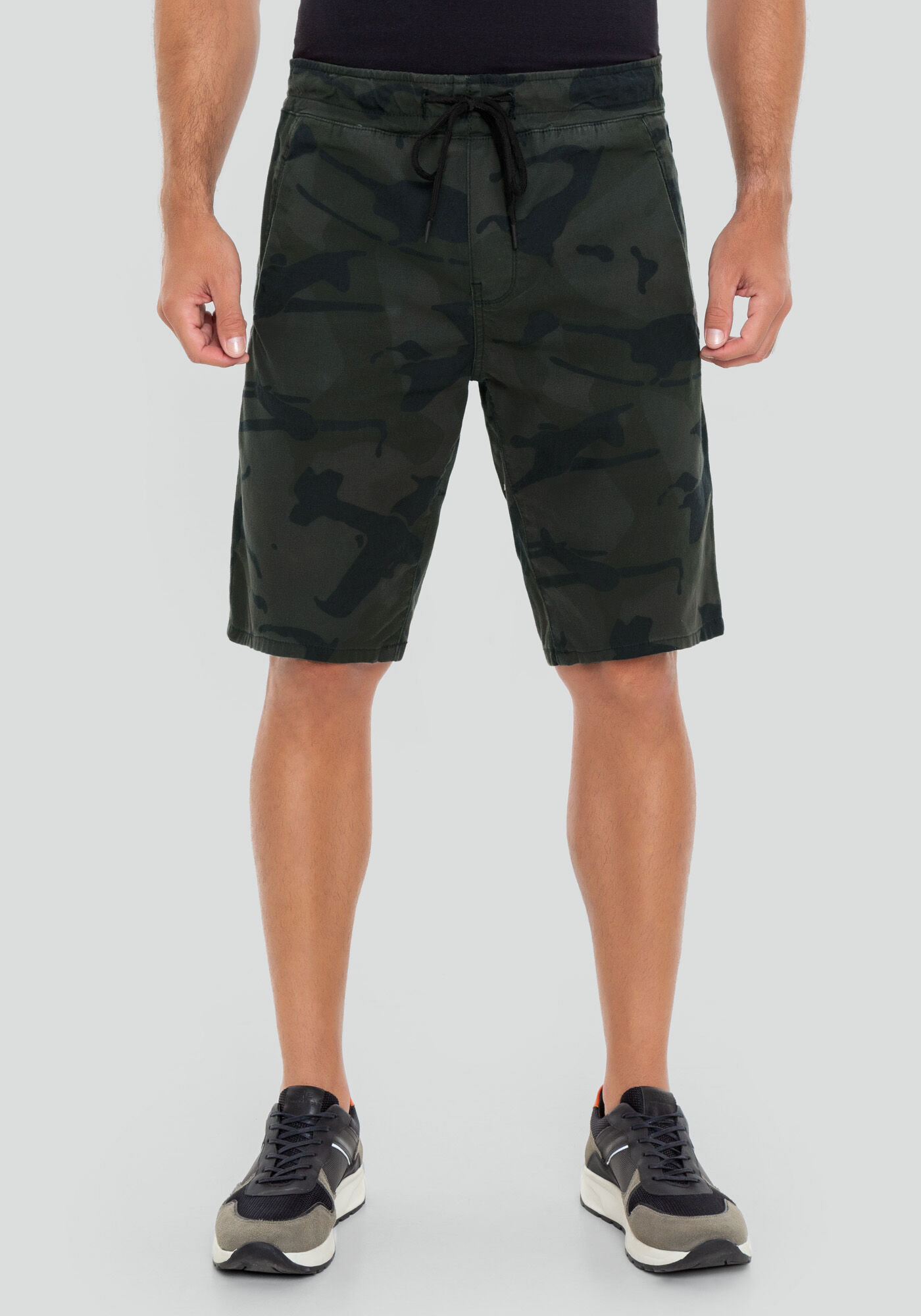 Bermuda sarja camuflada clearance