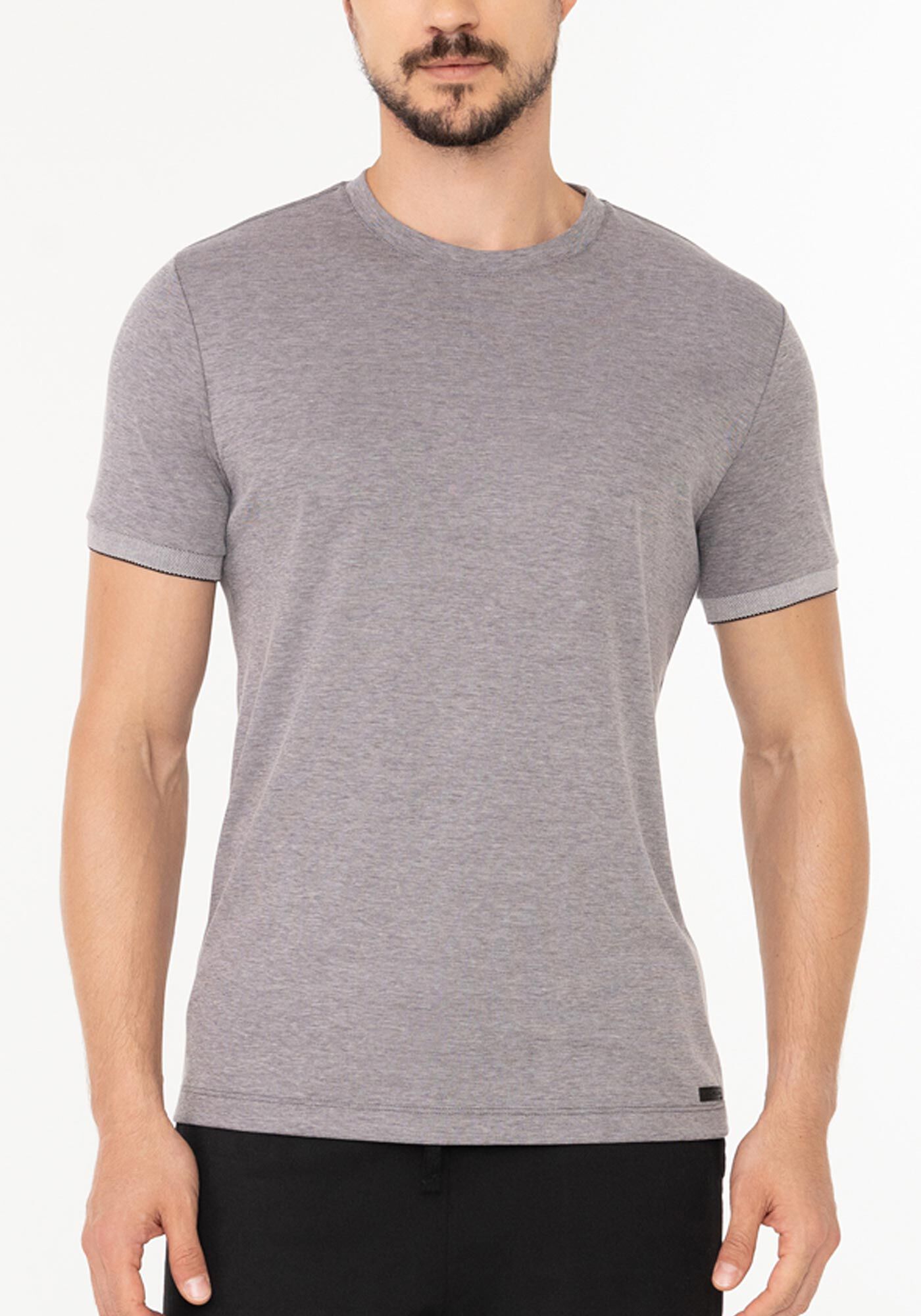 Camiseta B&aacute;sica De Mangas Curtas Em Malha Piquet, PRETO, large.