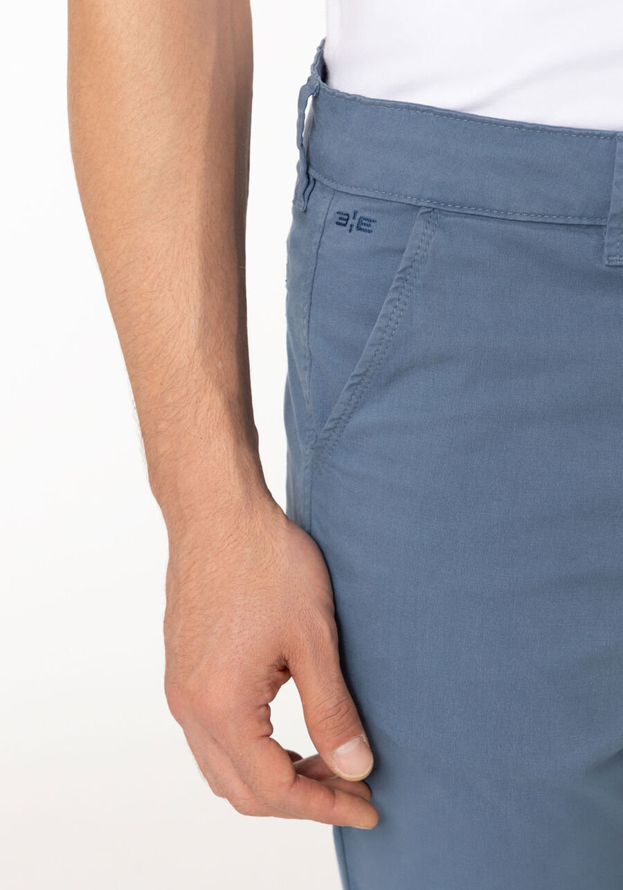 Calça Slim Turbofan Em Sarja Com Elastano, AZUL SEED. Calça Slim Turbofan Em Sarja Com Elastano, AZUL SEED, large.