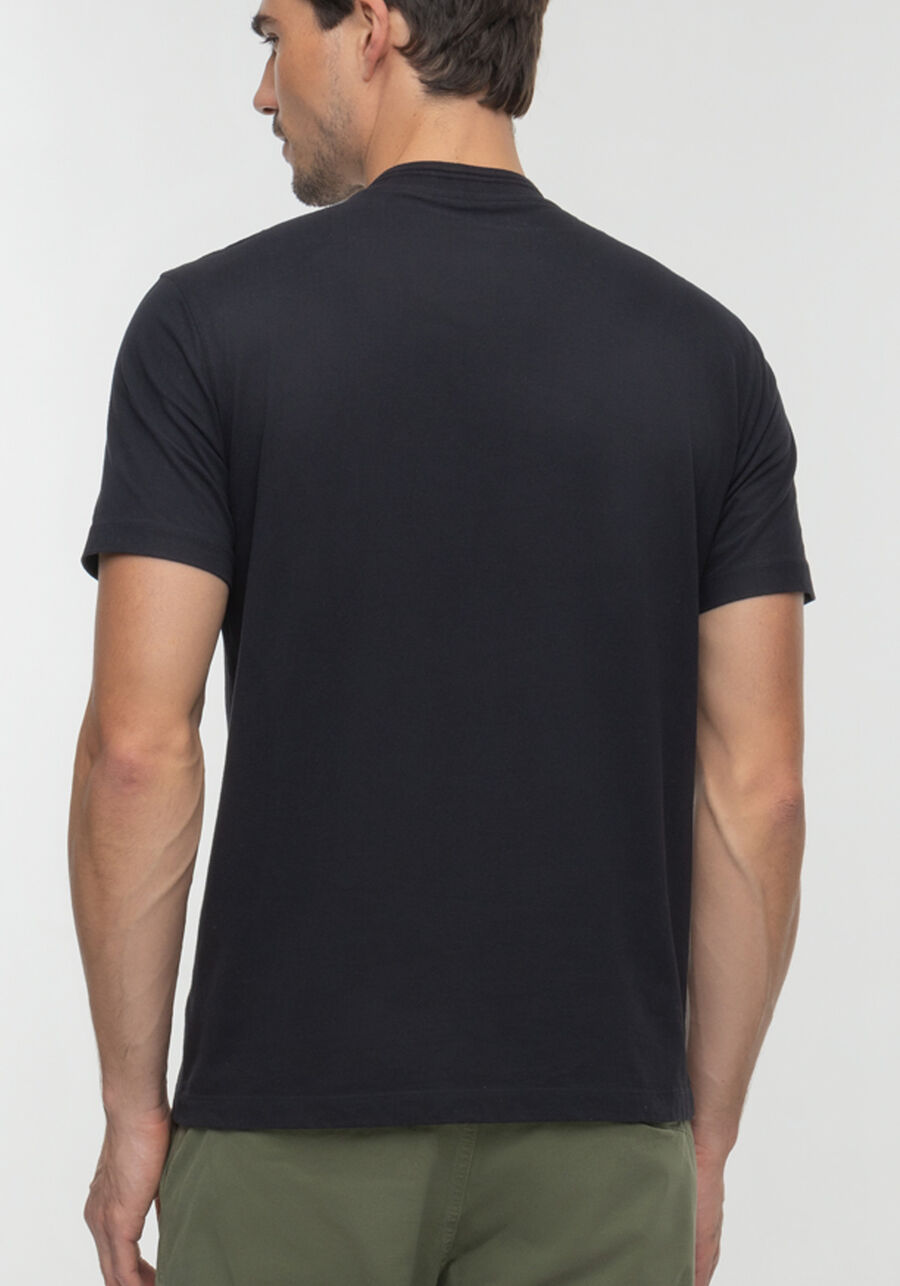 Camisa Com Gola Padre E Manga Curta Em Meia Malha Peletizada, PRETO. Camisa Com Gola Padre E Manga Curta Em Meia Malha Peletizada, PRETO, large.