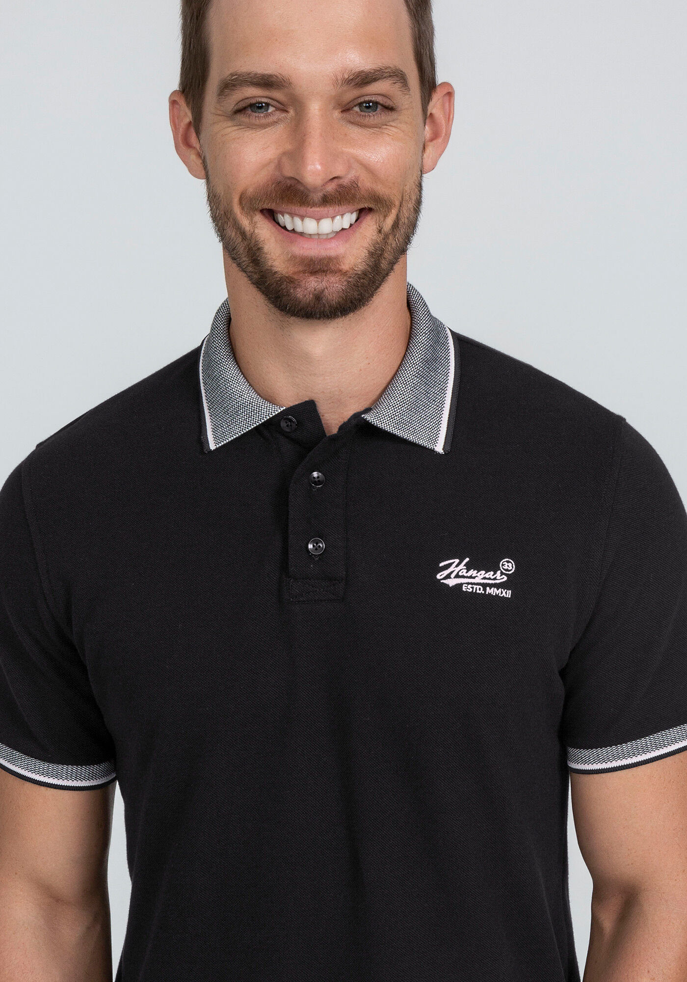 Camisa Polo em Malha Piquet com Retil&iacute;nea, PRETO REATIVO, large.