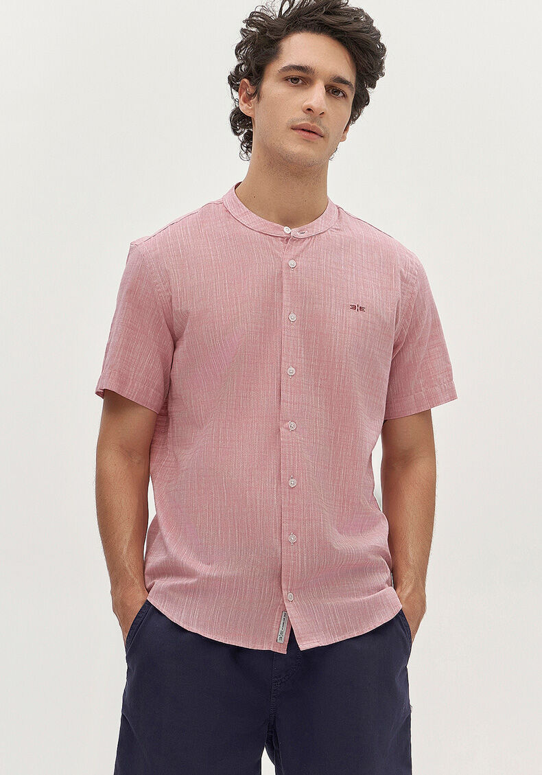 Camisa Com Gola Padre E Mangas Curtas Masculina Slim Fit, BORDO WITCH, large.