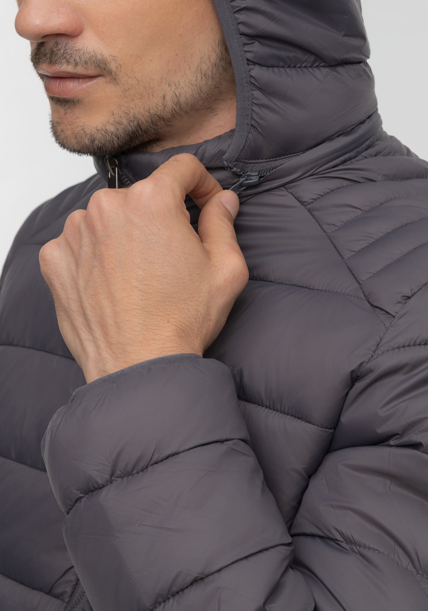 Jaqueta Puffer Em Nylon Com Z&iacute;per E Capuz Remov&iacute;vel, CINZA CYBER, large.