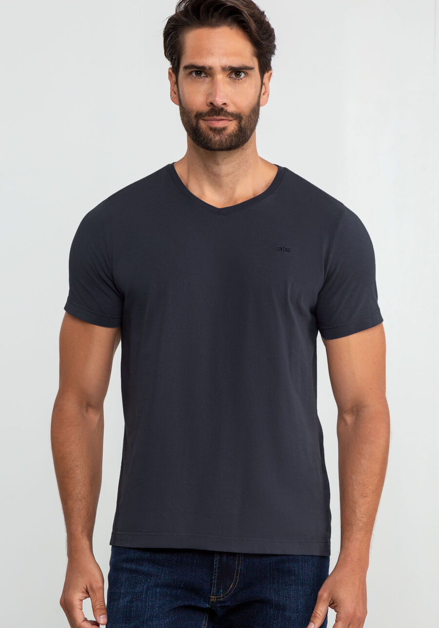 Camiseta Masculina em Malha com Decote V
