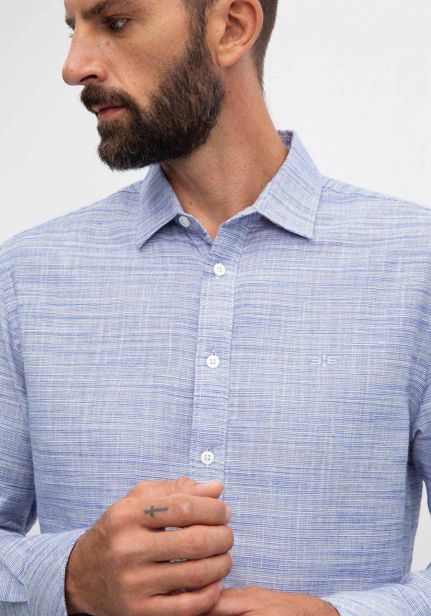 Camisa Masculina Slim Fit em Tecido Flam&ecirc; Org&acirc;nico, AZUL OMEGA, large.