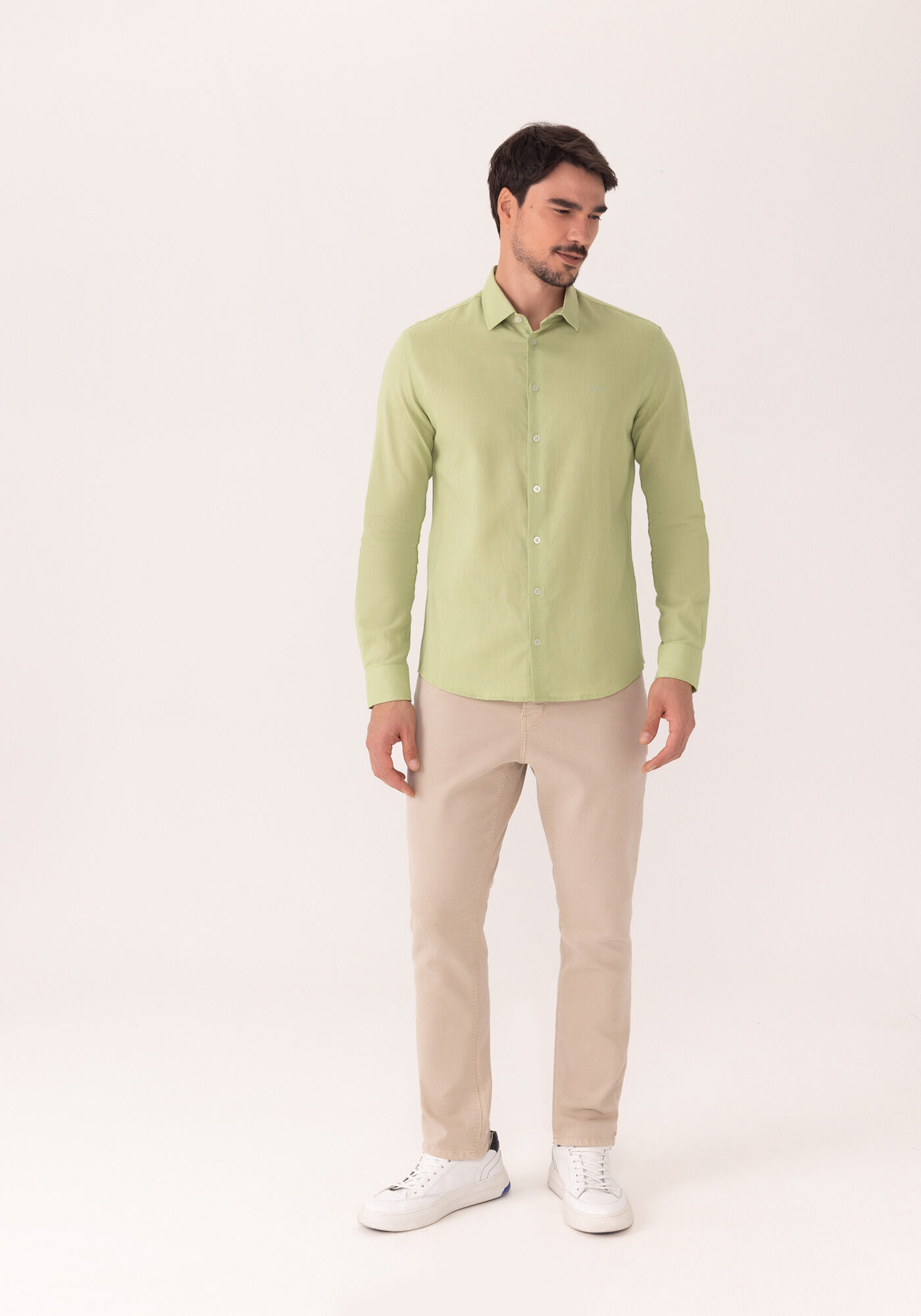 Camisa Slim Fit Em Tecido De Algod&atilde;o Com Linho, VERDE IOIO, large.