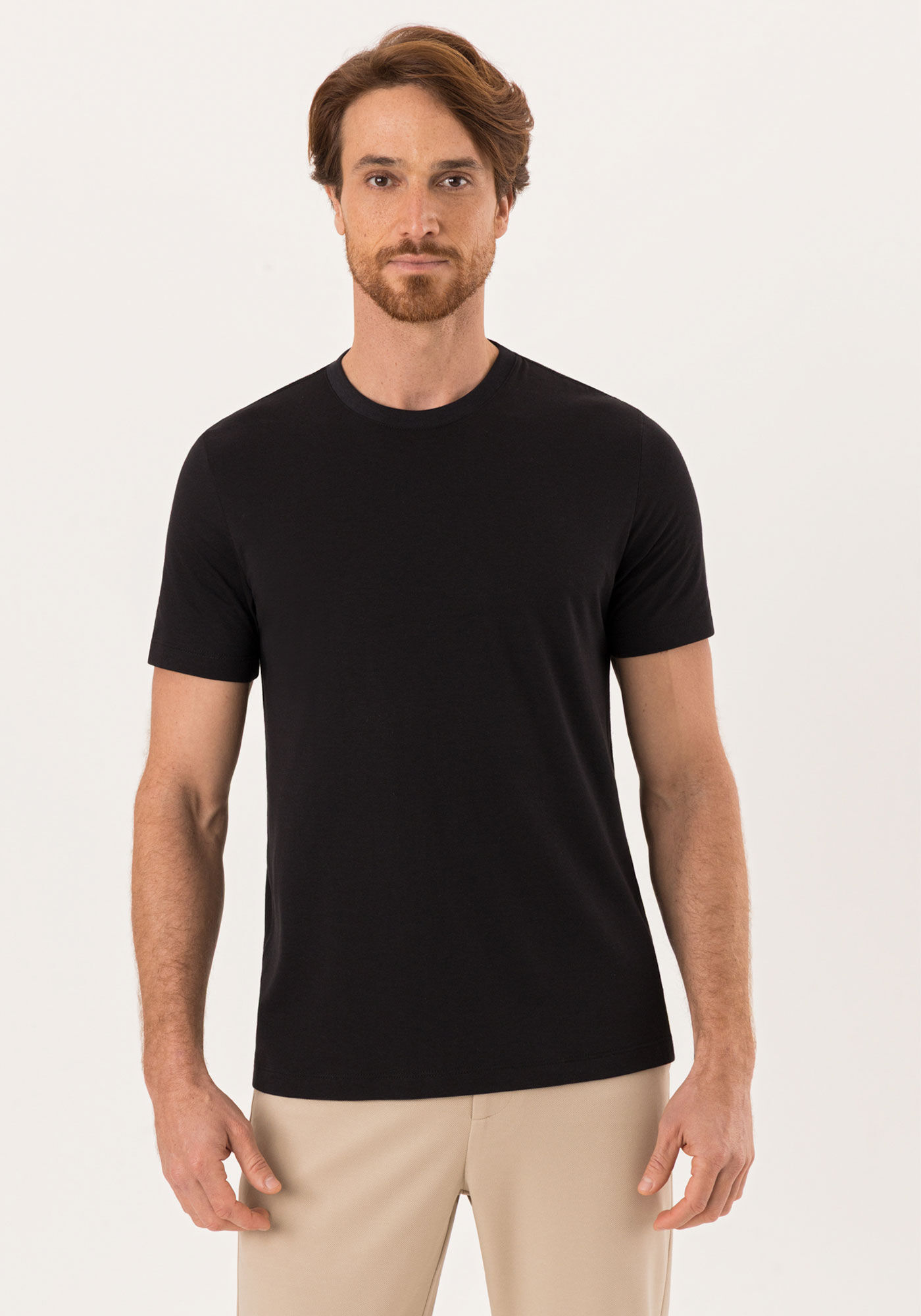 Camiseta B&aacute;sica De Mangas Curtas Em Malha Sustent&aacute;vel, PRETO, large.