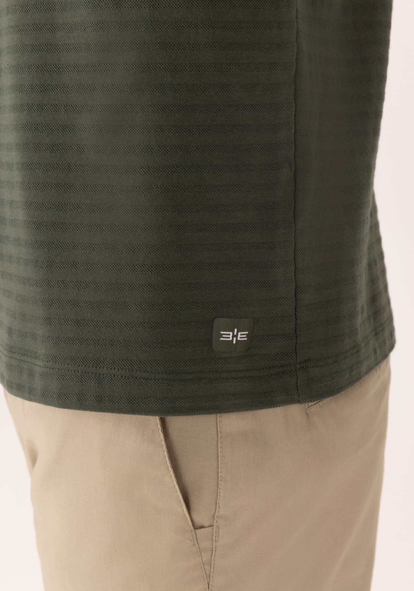 Camisa Polo De Mangas Curtas Em Malha Texturizada, VERDE HEIR, large.