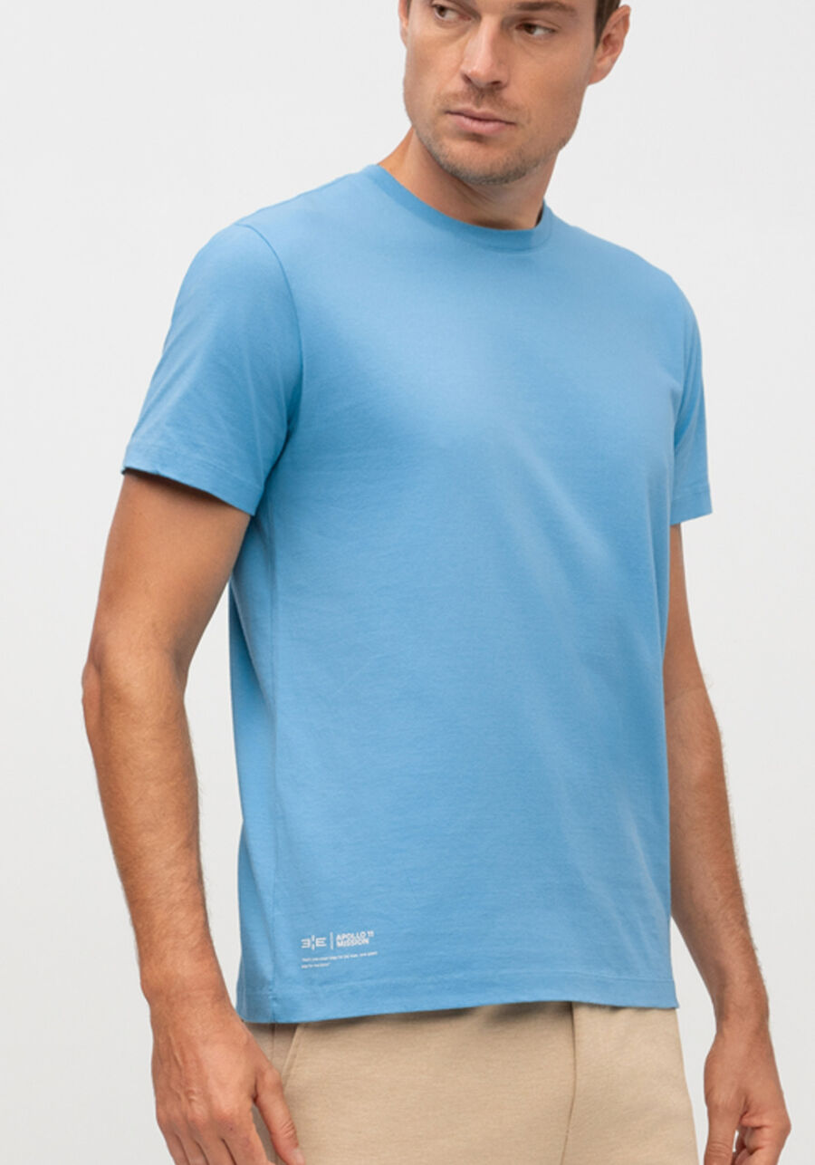 Camiseta Masculina em Malha com Estampa Costas, AZUL MIAMI. Camiseta Masculina em Malha com Estampa Costas, AZUL MIAMI, large.