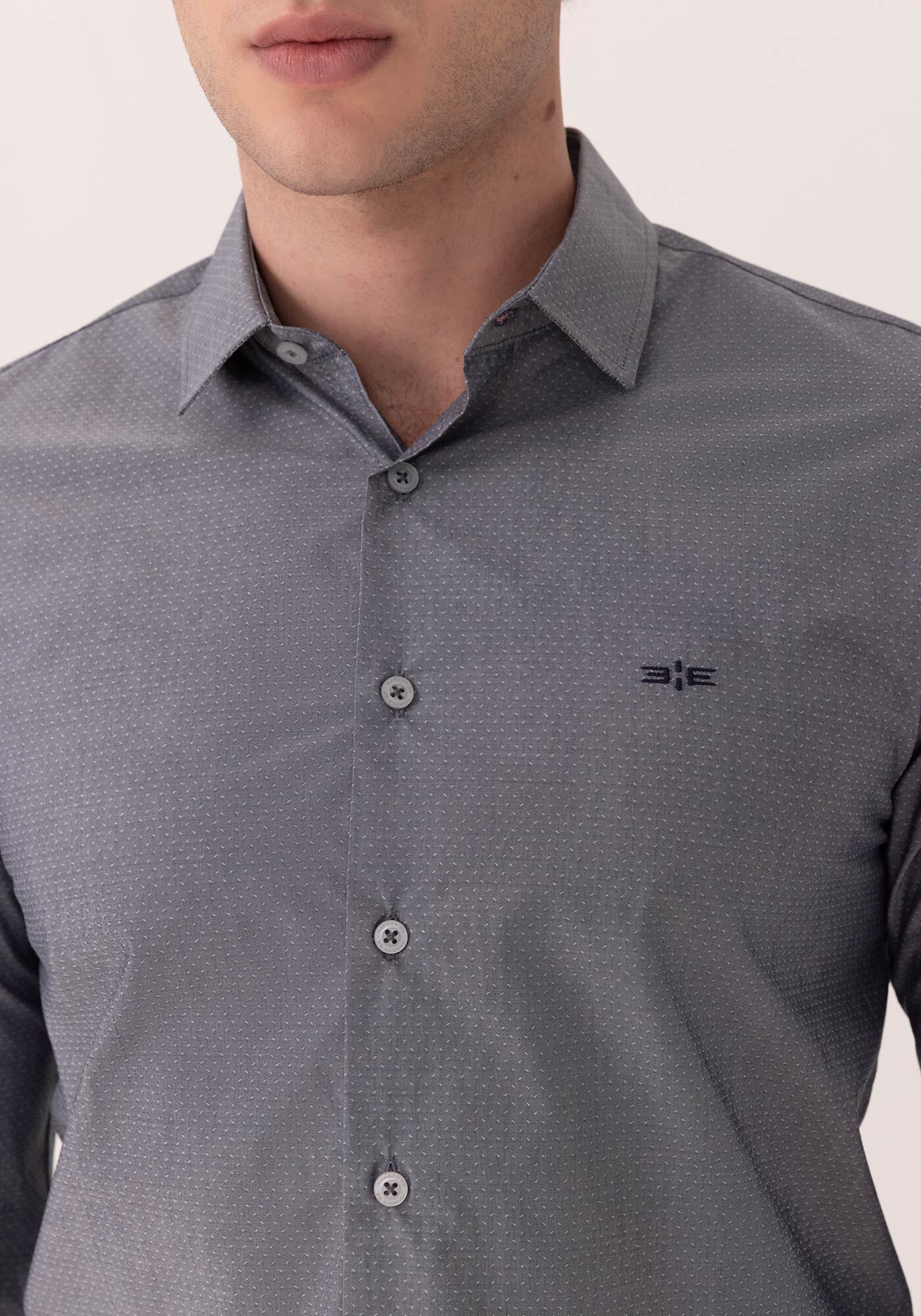 Camisa Slim Fit Em Tecido Mercerizado De Algod&atilde;o, PRETO, large.