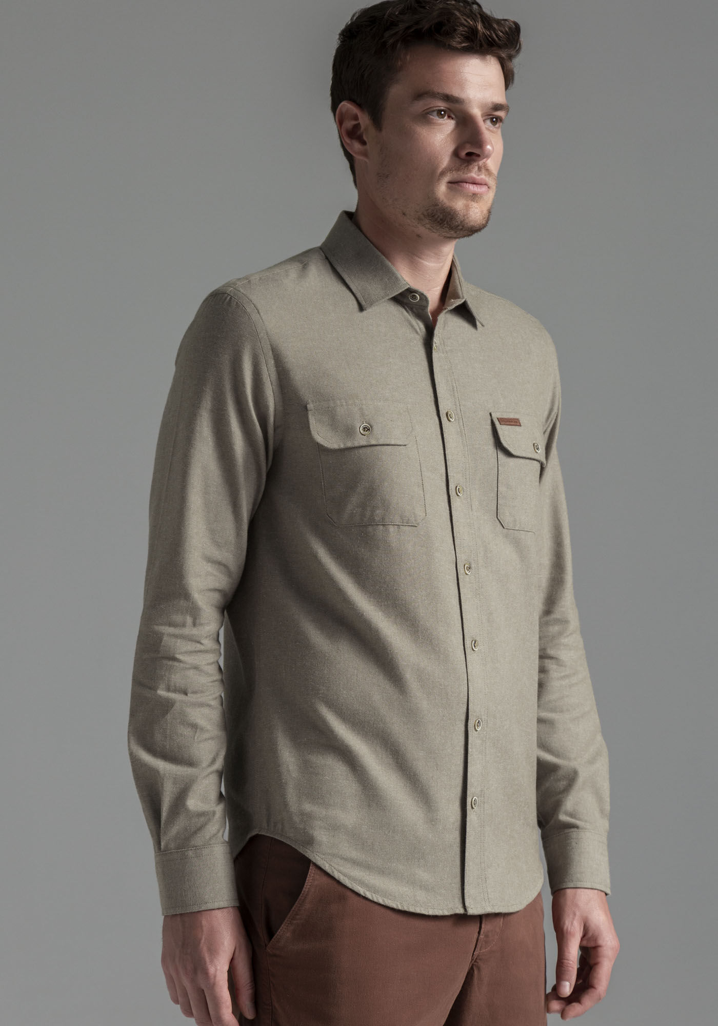 Camisa Masculina Slim Fit em Flanela com Bolso, BEGE RUSSET, large.