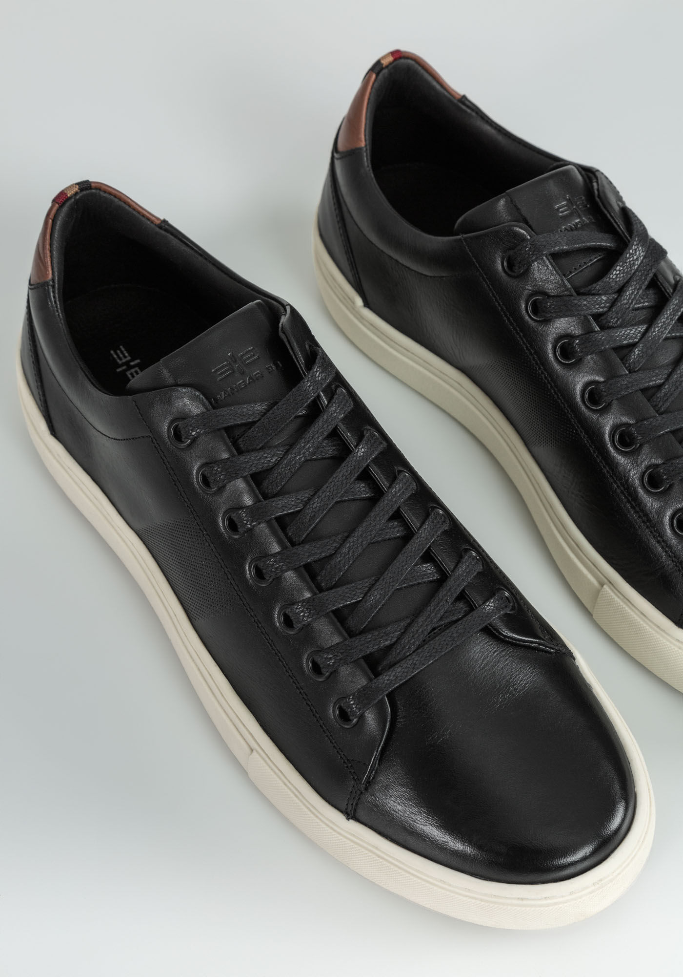 Tenis discount masculino couro